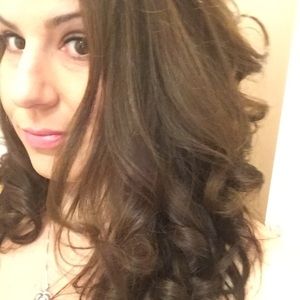 Meet your Posher, Melissa